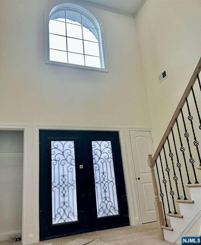 178 Leonard Place, North Arlington, NJ 07031