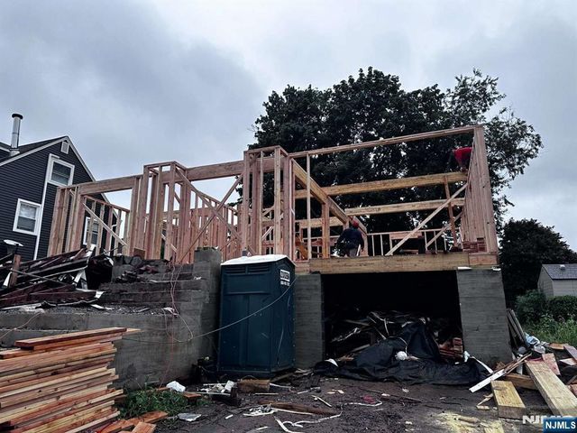 178 Leonard Place, North Arlington, NJ 07031