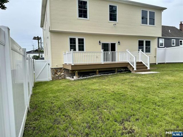 178 Leonard Place, North Arlington, NJ 07031