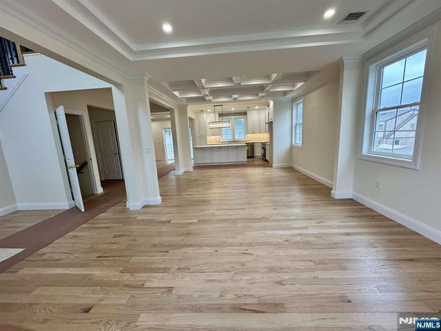 178 Leonard Place, North Arlington, NJ 07031