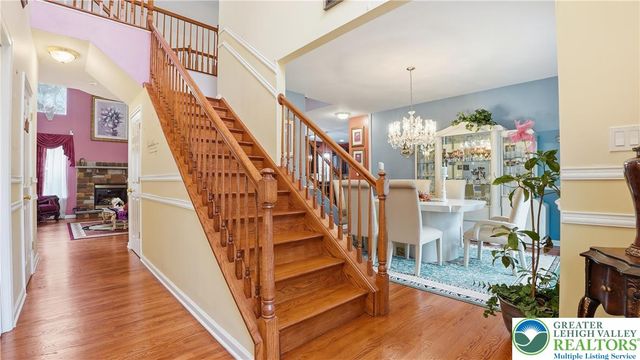 603 Washington XING, East Stroudsburg, PA 18301