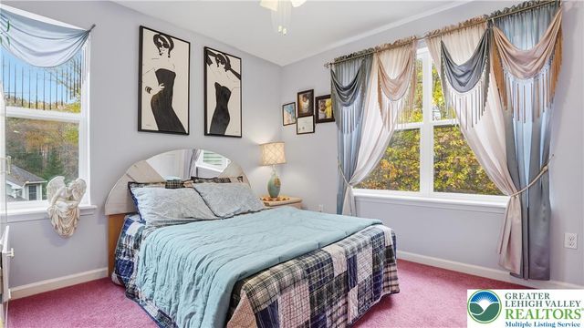 603 Washington XING, East Stroudsburg, PA 18301