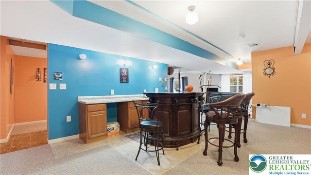 603 Washington XING, East Stroudsburg, PA 18301