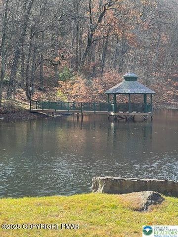 603 Washington XING, East Stroudsburg, PA 18301