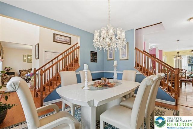 603 Washington XING, East Stroudsburg, PA 18301