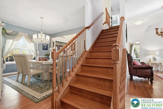 603 Washington XING, East Stroudsburg, PA 18301