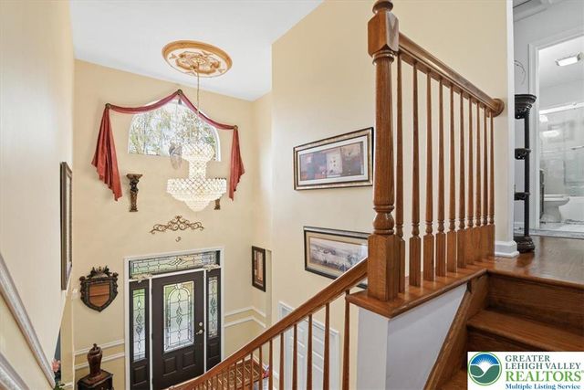 603 Washington XING, East Stroudsburg, PA 18301