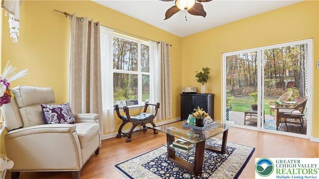 603 Washington XING, East Stroudsburg, PA 18301