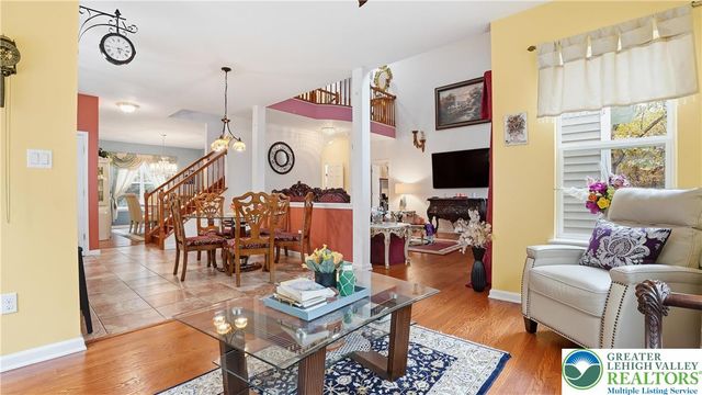 603 Washington XING, East Stroudsburg, PA 18301