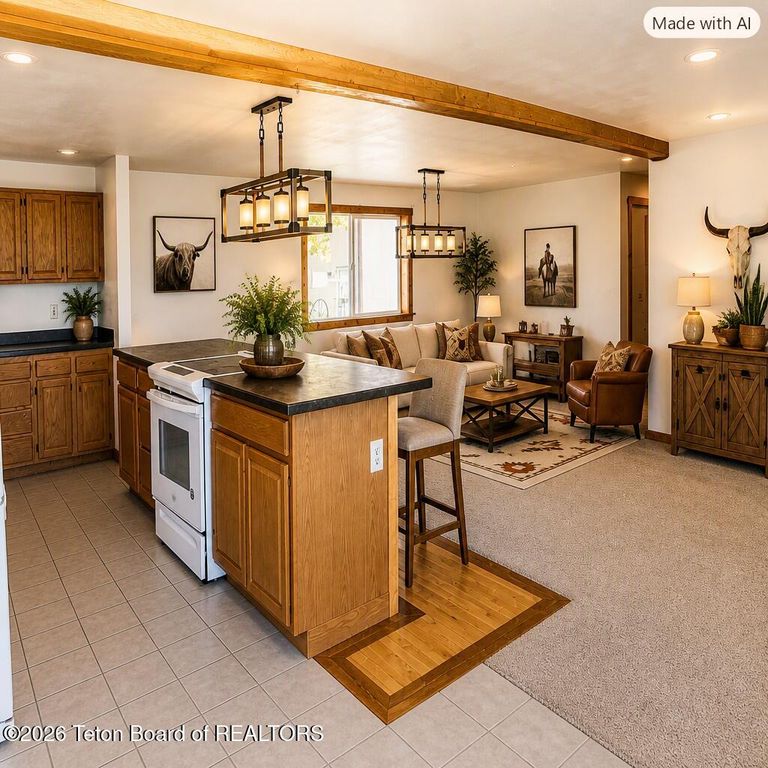 131 S JACKSON Avenue, Pinedale, WY 82941 photo 3