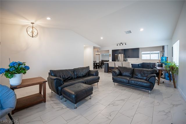 3139 Regal Oak Drive, Henderson, NV 89014
