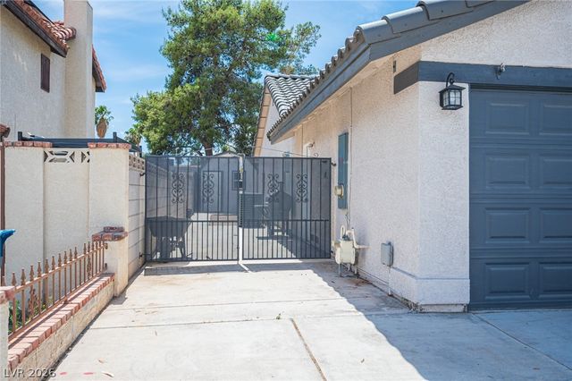 3139 Regal Oak Drive, Henderson, NV 89014