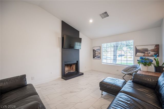 3139 Regal Oak Drive, Henderson, NV 89014
