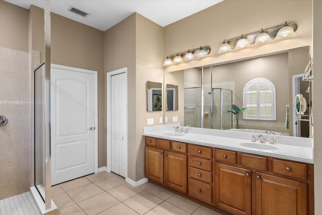 7020 74TH STREET CIRCLE E, Bradenton, FL 34203