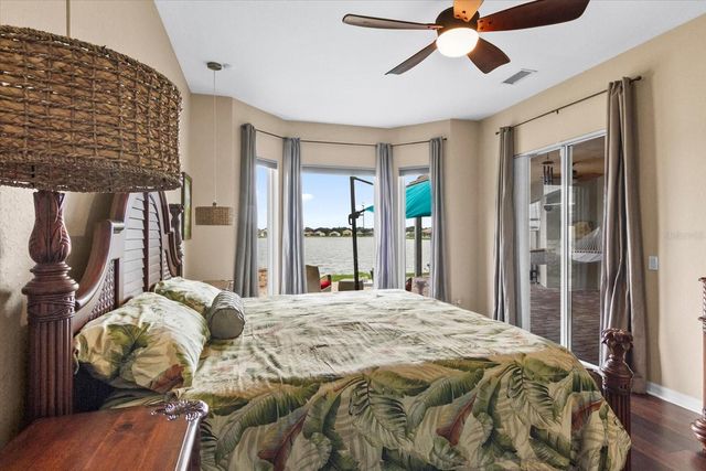 7020 74TH STREET CIRCLE E, Bradenton, FL 34203