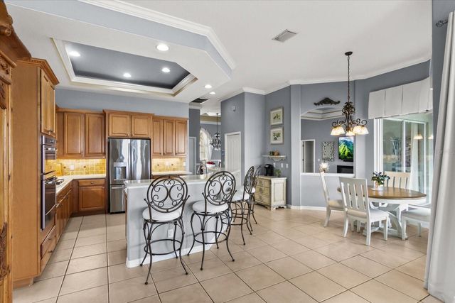 7020 74TH STREET CIRCLE E, Bradenton, FL 34203