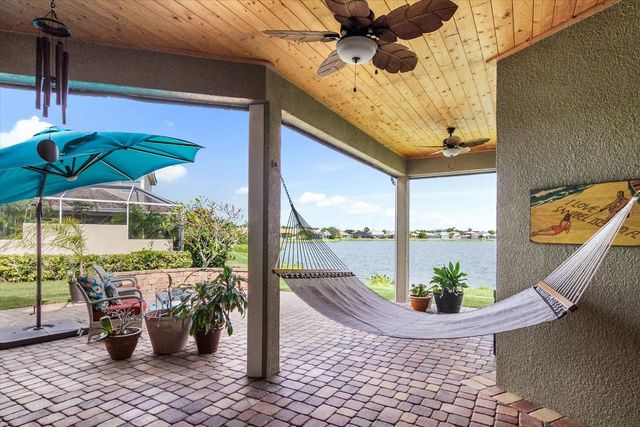 7020 74TH STREET CIRCLE E, Bradenton, FL 34203