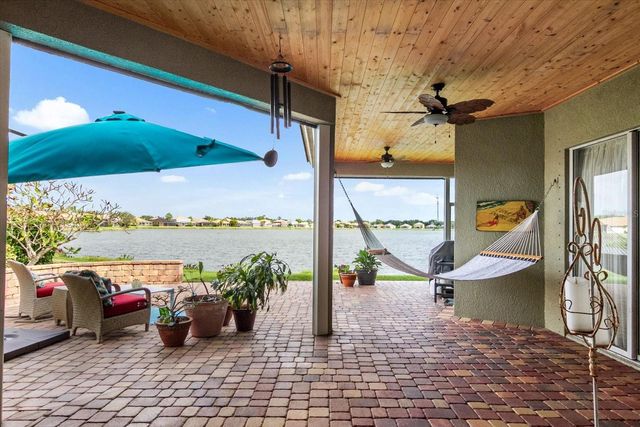 7020 74TH STREET CIRCLE E, Bradenton, FL 34203