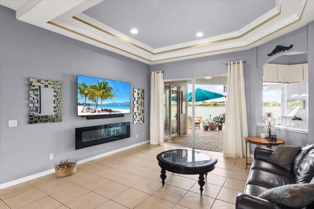 7020 74TH STREET CIRCLE E, Bradenton, FL 34203