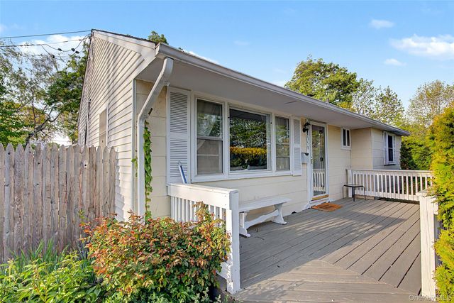 359 Moffitt Boulevard, Islip, NY 11751