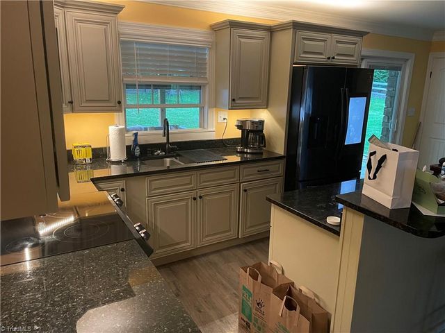 514 Crestview Drive, Albemarle, NC 28001
