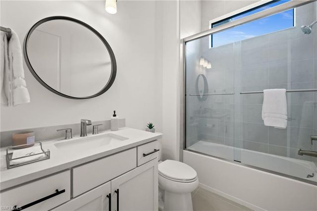 16201 Verilyn CIR, Naples, FL 34110