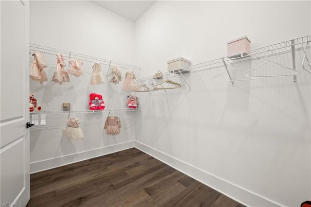 16201 Verilyn CIR, Naples, FL 34110