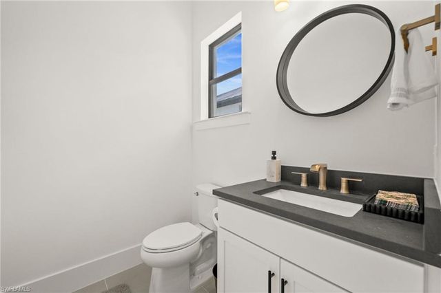 16201 Verilyn CIR, Naples, FL 34110