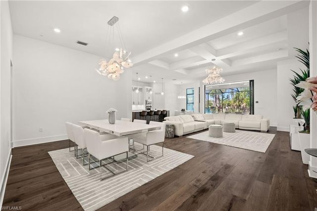 16201 Verilyn CIR, Naples, FL 34110