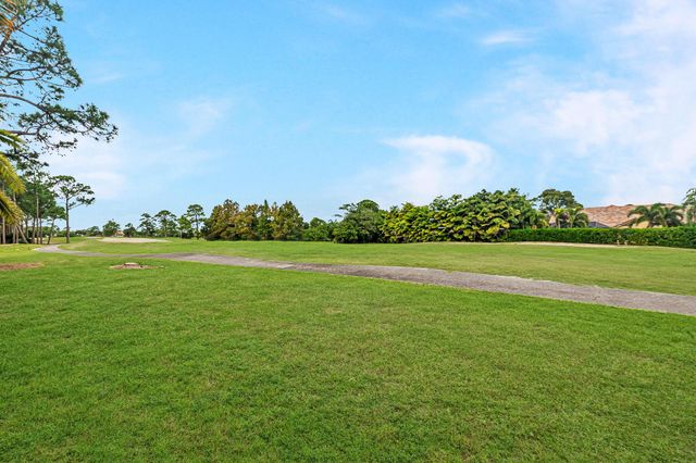 1429 SW Osprey Cove, Port St Lucie, FL 34986