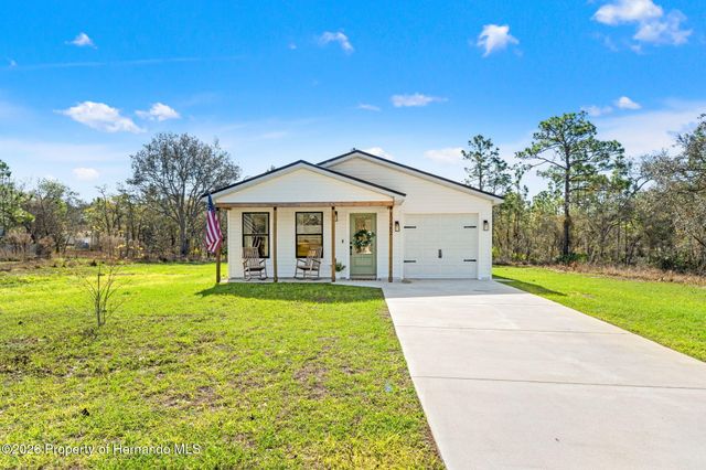 12482 Mountain Plover Road, Weeki Wachee, FL 34613