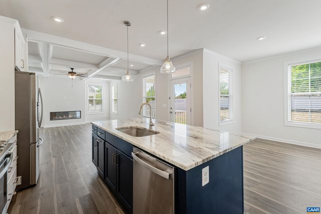 3448 THICKET RUN PL, Charlottesville, VA 22911