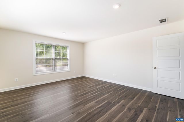 3448 THICKET RUN PL, Charlottesville, VA 22911