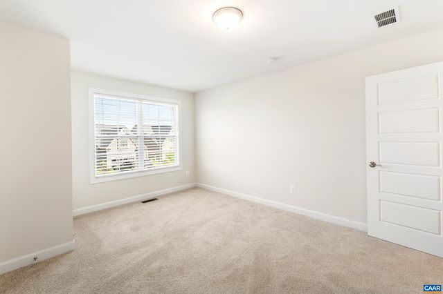 3448 THICKET RUN PL, Charlottesville, VA 22911