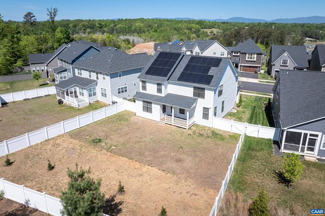 3448 THICKET RUN PL, Charlottesville, VA 22911