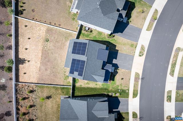 3448 THICKET RUN PL, Charlottesville, VA 22911