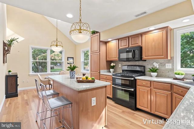 554 SCATTERGOOD CT, Yardley, PA 19067