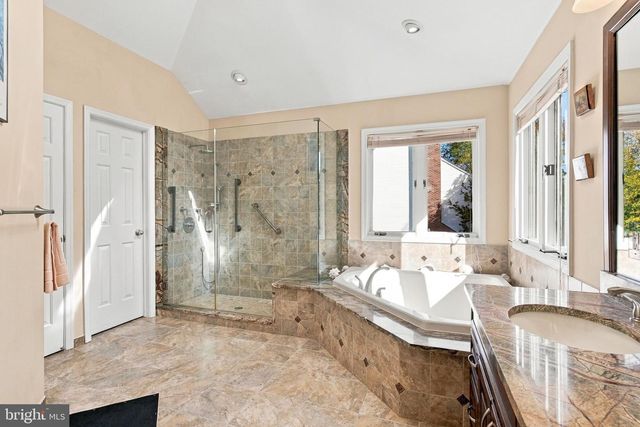 554 SCATTERGOOD CT, Yardley, PA 19067