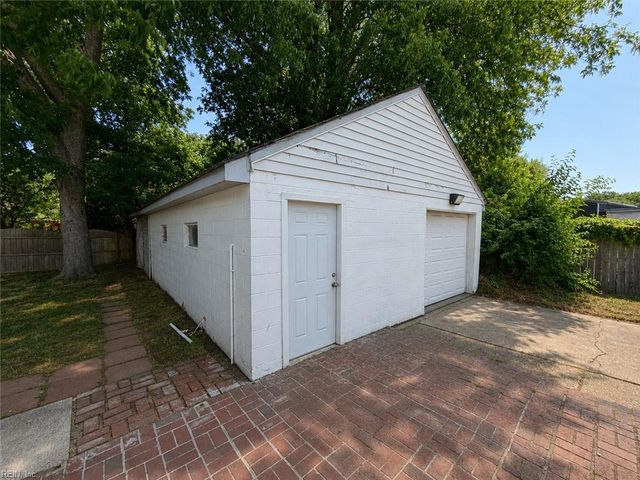 213 Beacon RD, Portsmouth, VA 23702