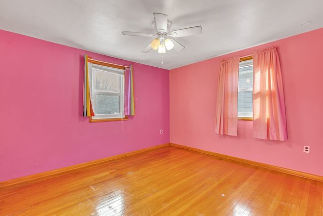 1708 Irwin St, Aliquippa, PA 15001