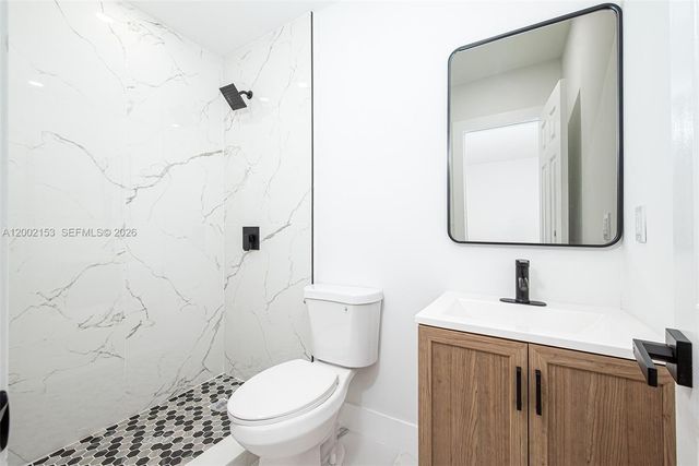 1385 NW 28th St, Miami, FL 33142