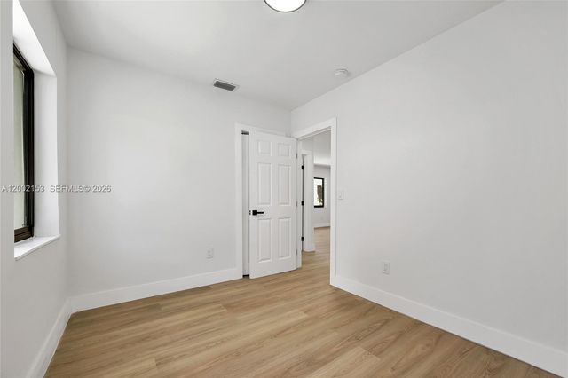 1385 NW 28th St, Miami, FL 33142