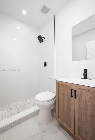 1385 NW 28th St, Miami, FL 33142