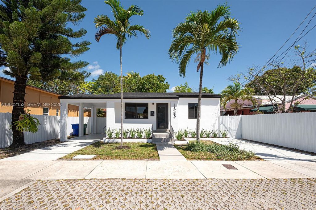 1385 NW 28th St, Miami, FL 33142