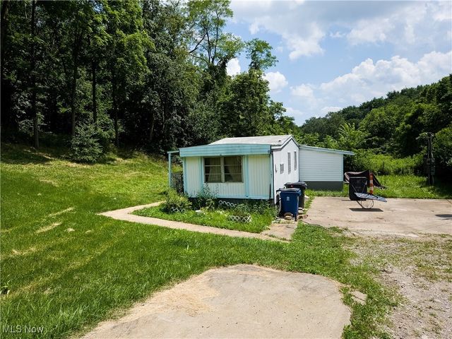 49088 Little Mcmahon Creek Road, St Clairsville, OH 43950