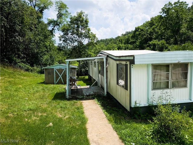 49088 Little Mcmahon Creek Road, St Clairsville, OH 43950