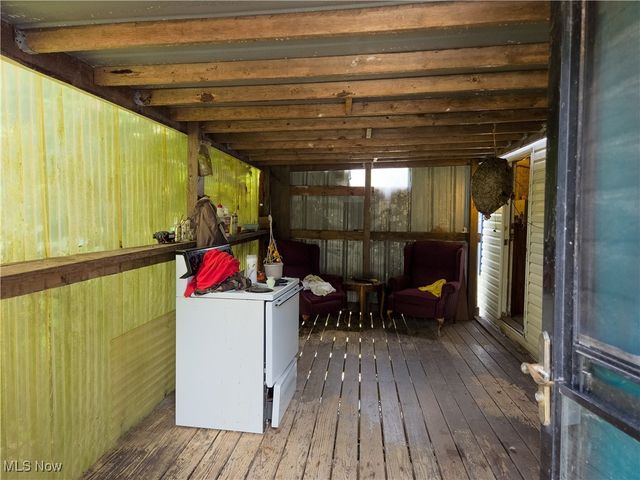 49088 Little Mcmahon Creek Road, St Clairsville, OH 43950