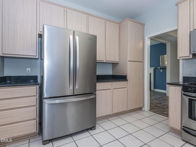 2113 Haig Point Way, Raleigh, NC 27604