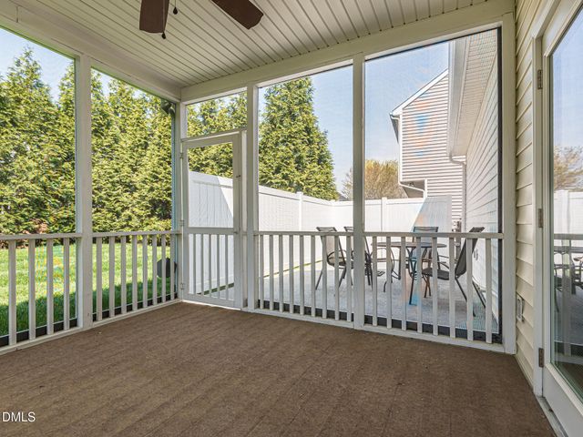 2113 Haig Point Way, Raleigh, NC 27604