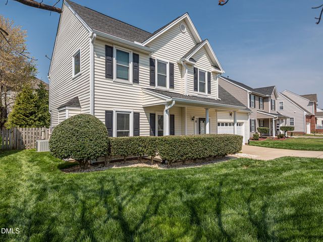 2113 Haig Point Way, Raleigh, NC 27604